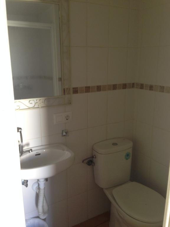 Albergue Juvenil New Age Hostel Palma de Mallorca Bilik gambar